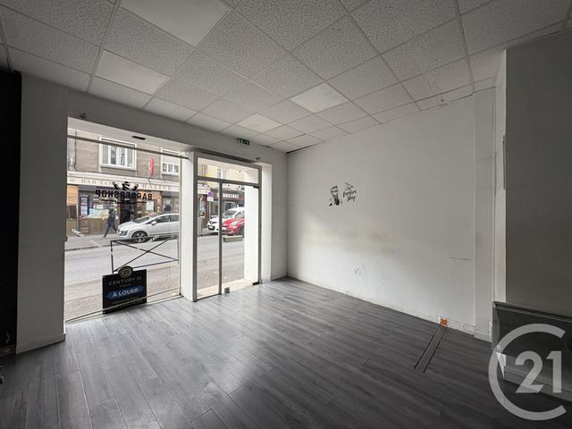 Appartement F1 à louer - 1 pièce - 25.9 m2 - MELUN - 77 - ILE-DE-FRANCE - Century 21 Cerim