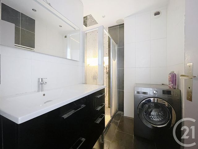 Afficher la photo en grand Appartement F3 à vendre - 3 pièces - 55.0 m2 - PONTAULT COMBAULT - 77 - ILE-DE-FRANCE - Century 21 Cerim