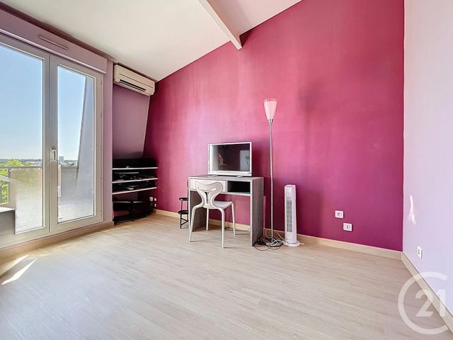Afficher la photo en grand Appartement F3 à vendre - 3 pièces - 55.0 m2 - PONTAULT COMBAULT - 77 - ILE-DE-FRANCE - Century 21 Cerim