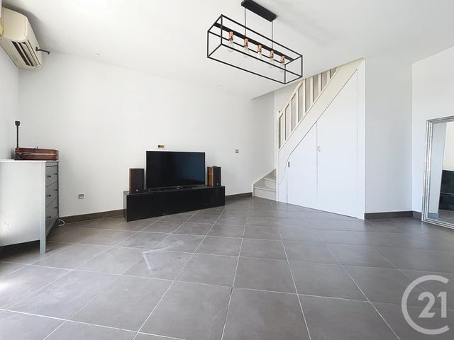 Afficher la photo en grand Appartement F3 à vendre - 3 pièces - 55.0 m2 - PONTAULT COMBAULT - 77 - ILE-DE-FRANCE - Century 21 Cerim