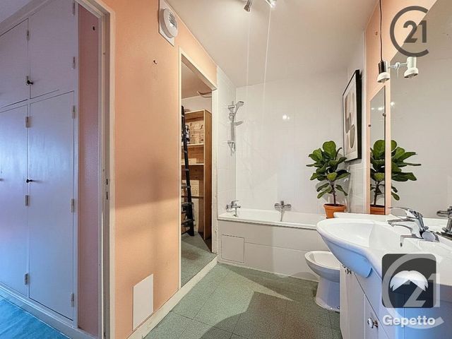 Appartement F5 à vendre - 5 pièces - 85.83 m2 - COMBS LA VILLE - 77 - ILE-DE-FRANCE - Century 21 Cerim