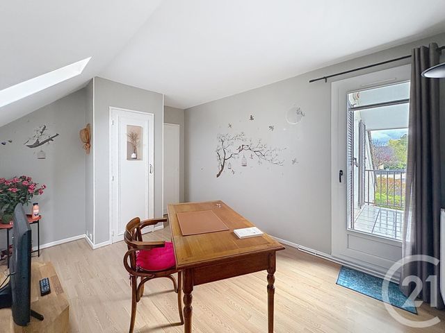 maison à vendre - 5 pièces - 112.58 m2 - COMBS LA VILLE - 77 - ILE-DE-FRANCE - Century 21 Cerim