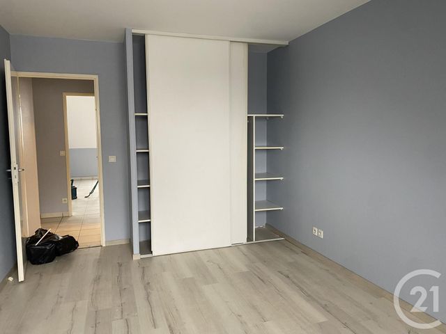 Appartement F3 à louer - 3 pièces - 95.0 m2 - LIEUSAINT - 77 - ILE-DE-FRANCE - Century 21 Cerim