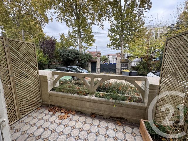 Afficher la photo en grand Appartement F1 à louer - 1 pièce - 27.5 m2 - DAMMARIE LES LYS - 77 - ILE-DE-FRANCE - Century 21 Cerim