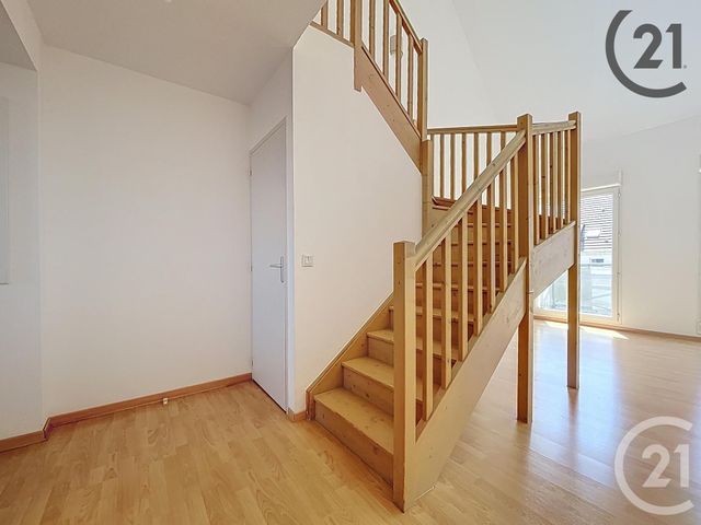 Appartement Duplex à vendre - 4 pièces - 97.18 m2 - LIEUSAINT - 77 - ILE-DE-FRANCE - Century 21 Cerim