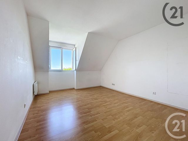 Appartement Duplex à vendre - 4 pièces - 97.18 m2 - LIEUSAINT - 77 - ILE-DE-FRANCE - Century 21 Cerim