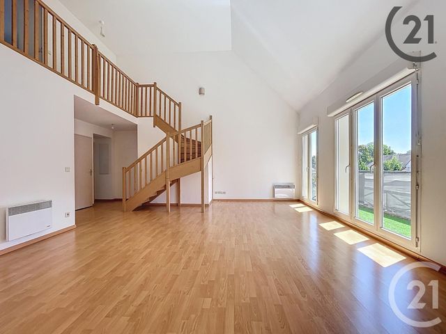 Appartement Duplex à vendre - 4 pièces - 97.18 m2 - LIEUSAINT - 77 - ILE-DE-FRANCE - Century 21 Cerim