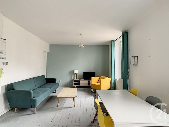 Appartement F1 à louer - 2 pièces - 44.1 m2 - MELUN - 77 - ILE-DE-FRANCE - Century 21 Cerim