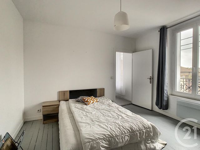 Appartement F1 à louer - 2 pièces - 44.1 m2 - MELUN - 77 - ILE-DE-FRANCE - Century 21 Cerim