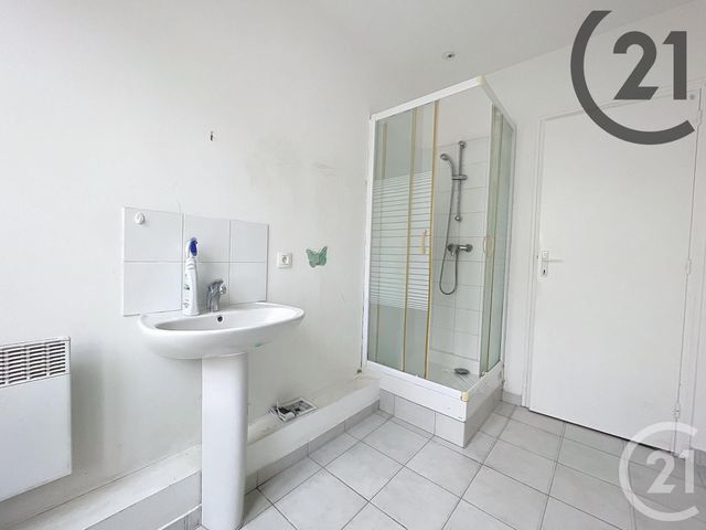 Appartement F1 à louer - 1 pièce - 29.45 m2 - MELUN - 77 - ILE-DE-FRANCE - Century 21 Cerim