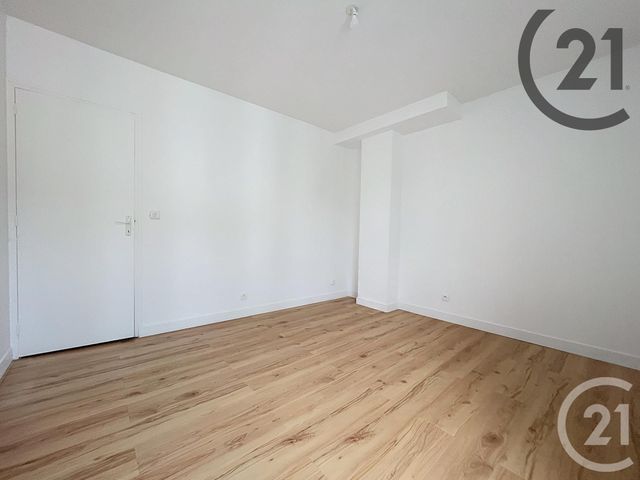 Appartement F1 à louer - 1 pièce - 29.45 m2 - MELUN - 77 - ILE-DE-FRANCE - Century 21 Cerim