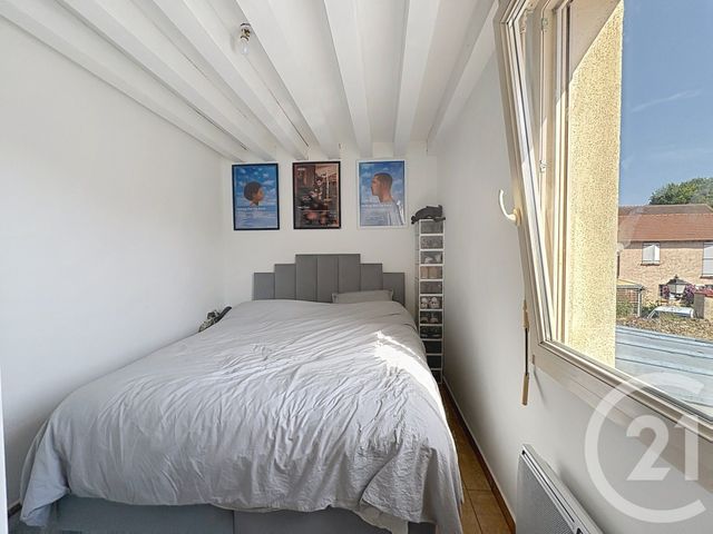 Appartement F2 à vendre - 2 pièces - 28.8 m2 - LIEUSAINT - 77 - ILE-DE-FRANCE - Century 21 Cerim