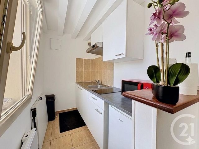 Appartement F2 à vendre - 2 pièces - 28.8 m2 - LIEUSAINT - 77 - ILE-DE-FRANCE - Century 21 Cerim