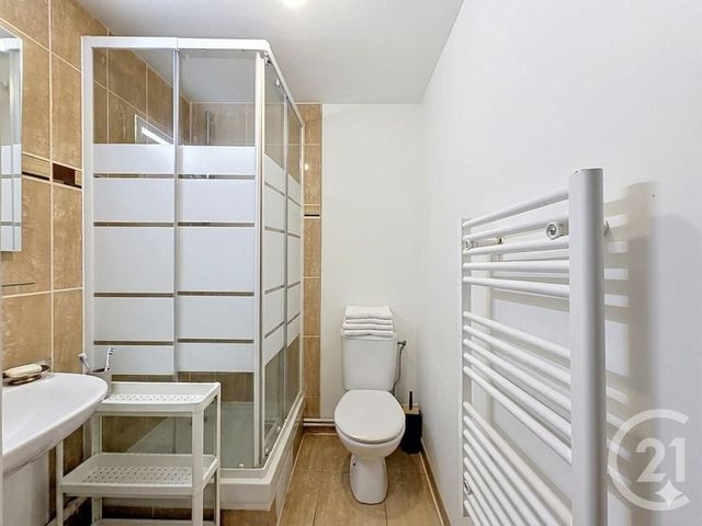 Appartement F1 à vendre - 1 pièce - 21.6 m2 - LIEUSAINT - 77 - ILE-DE-FRANCE - Century 21 Cerim