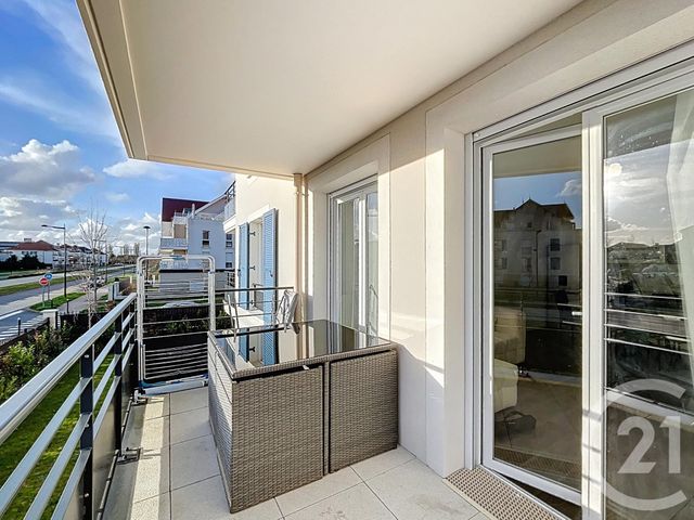 Appartement F3 à vendre - 3 pièces - 60.95 m2 - ST PIERRE DU PERRAY - 91 - ILE-DE-FRANCE - Century 21 Cerim