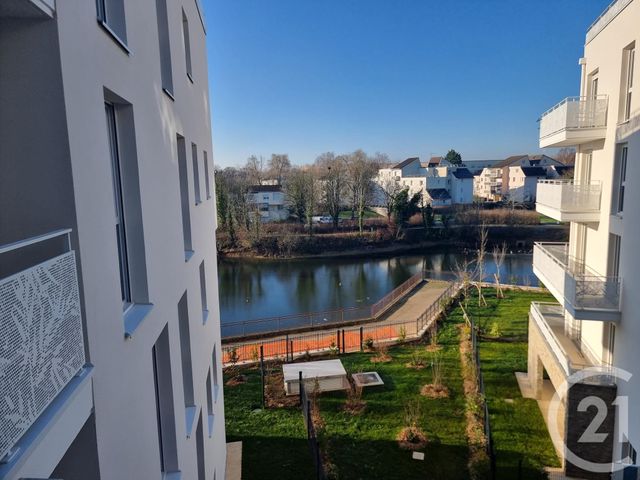 Appartement F2 à louer - 2 pièces - 43.42 m2 - SAVIGNY LE TEMPLE - 77 - ILE-DE-FRANCE - Century 21 Cerim