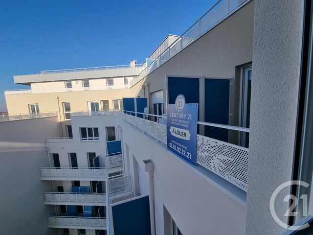 Appartement F2 à louer - 2 pièces - 41.42 m2 - SAVIGNY LE TEMPLE - 77 - ILE-DE-FRANCE - Century 21 Cerim