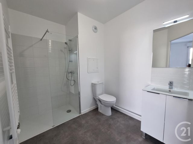 Appartement F2 à louer - 2 pièces - 41.42 m2 - SAVIGNY LE TEMPLE - 77 - ILE-DE-FRANCE - Century 21 Cerim