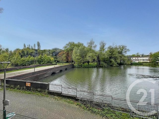 Appartement F3 à vendre - 3 pièces - 60.9 m2 - SAVIGNY LE TEMPLE - 77 - ILE-DE-FRANCE - Century 21 Cerim