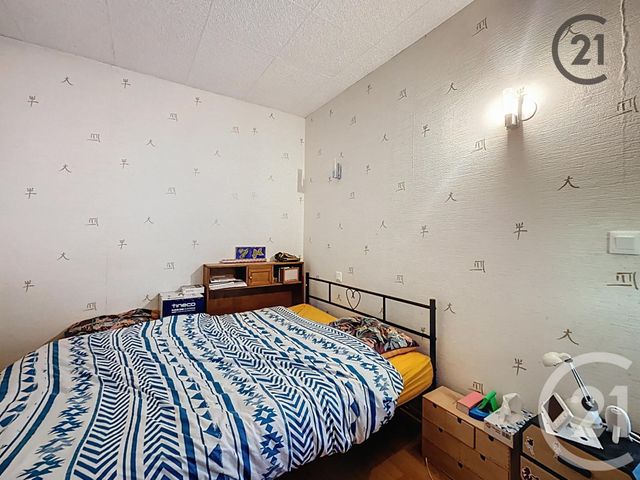 Appartement F3 à vendre - 3 pièces - 60.9 m2 - SAVIGNY LE TEMPLE - 77 - ILE-DE-FRANCE - Century 21 Cerim