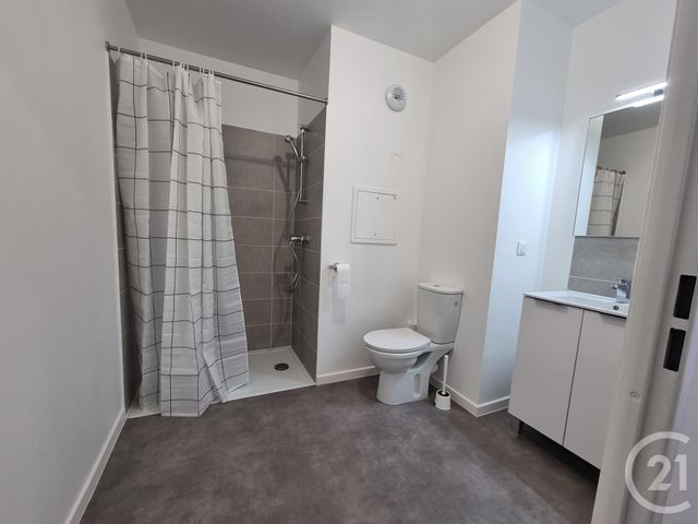 Appartement F2 à louer - 2 pièces - 50.09 m2 - SAVIGNY LE TEMPLE - 77 - ILE-DE-FRANCE - Century 21 Cerim