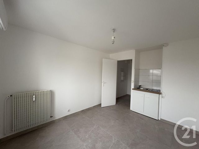 Appartement F1 à louer - 1 pièce - 14.43 m2 - MELUN - 77 - ILE-DE-FRANCE - Century 21 Cerim