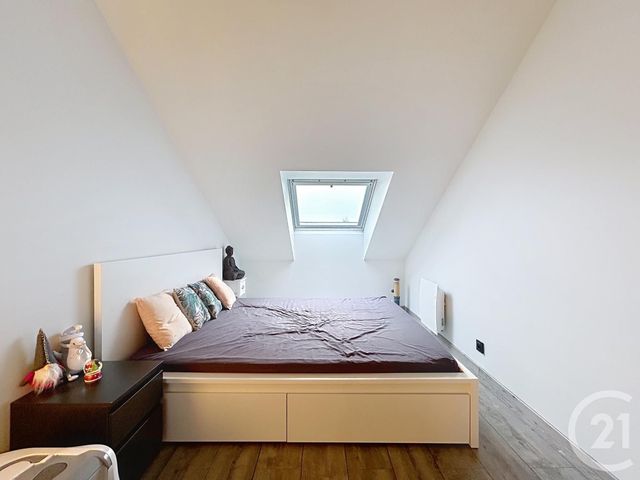 Appartement F4 à vendre - 4 pièces - 76.15 m2 - MOISSY CRAMAYEL - 77 - ILE-DE-FRANCE - Century 21 Cerim