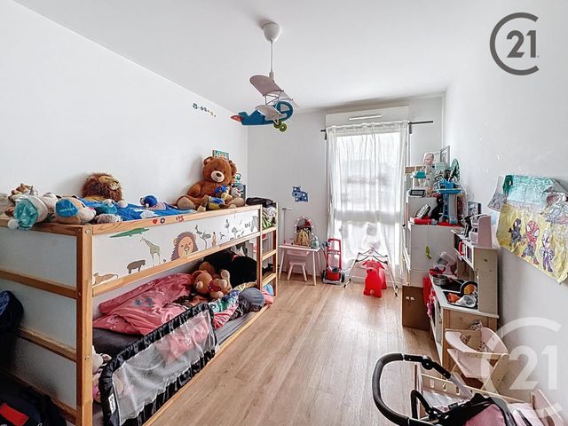 Appartement F3 à vendre - 3 pièces - 58.45 m2 - LIEUSAINT - 77 - ILE-DE-FRANCE - Century 21 Cerim