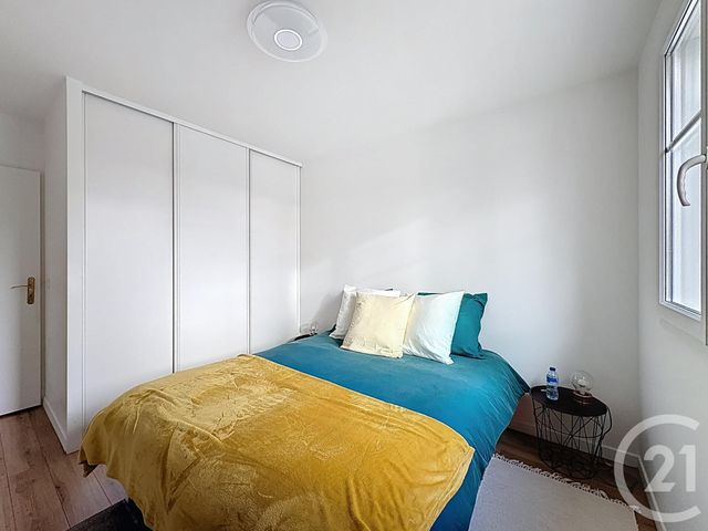 Appartement F3 à vendre - 3 pièces - 72.0 m2 - SAVIGNY LE TEMPLE - 77 - ILE-DE-FRANCE - Century 21 Cerim