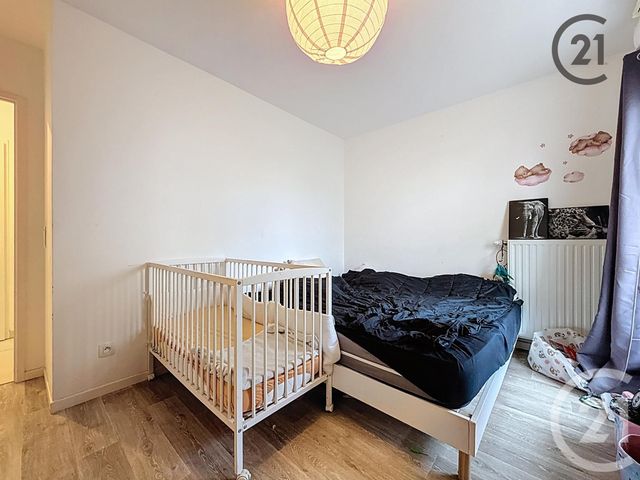 Appartement F3 à vendre - 3 pièces - 56.0 m2 - LIEUSAINT - 77 - ILE-DE-FRANCE - Century 21 Cerim