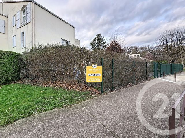 Appartement F5 à vendre - 5 pièces - 96.1 m2 - NANDY - 77 - ILE-DE-FRANCE - Century 21 Cerim