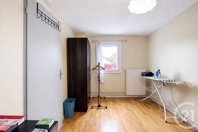 maison à vendre - 3 pièces - 60.0 m2 - SAVIGNY LE TEMPLE - 77 - ILE-DE-FRANCE - Century 21 Cerim