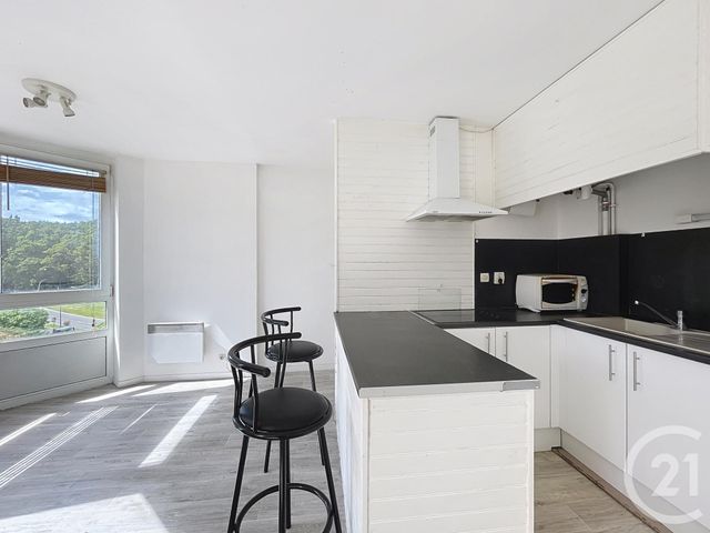 Appartement F1 à vendre - 1 pièce - 29.21 m2 - SAVIGNY LE TEMPLE - 77 - ILE-DE-FRANCE - Century 21 Cerim