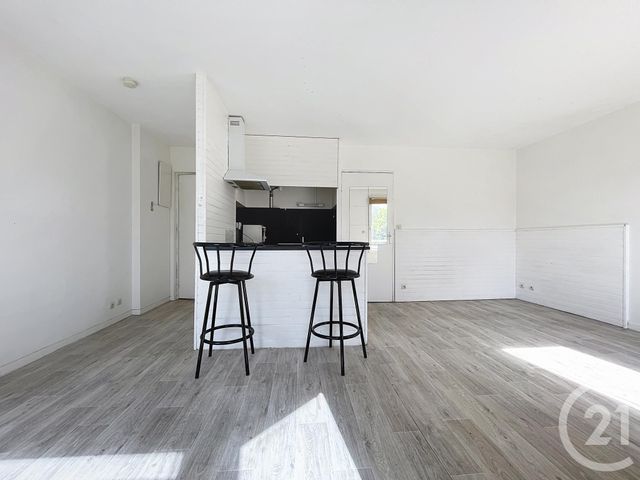 Appartement F1 à vendre - 1 pièce - 29.21 m2 - SAVIGNY LE TEMPLE - 77 - ILE-DE-FRANCE - Century 21 Cerim