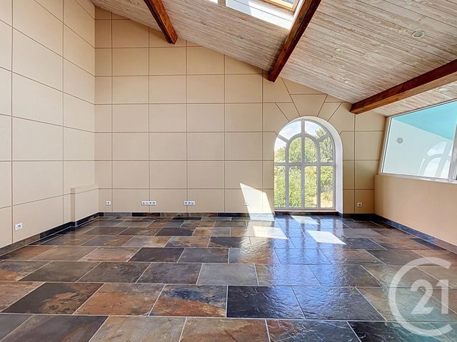 maison à vendre - 7 pièces - 300.0 m2 - COMBS LA VILLE - 77 - ILE-DE-FRANCE - Century 21 Cerim