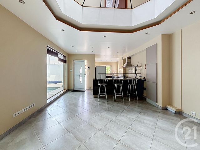 maison à vendre - 7 pièces - 300.0 m2 - COMBS LA VILLE - 77 - ILE-DE-FRANCE - Century 21 Cerim