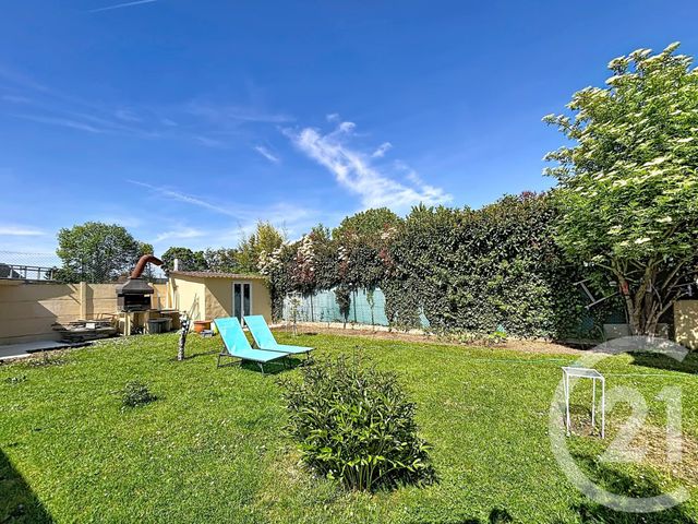 maison à vendre - 5 pièces - 107.15 m2 - COMBS LA VILLE - 77 - ILE-DE-FRANCE - Century 21 Cerim