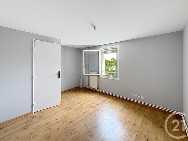 maison à vendre - 5 pièces - 90.0 m2 - LIEUSAINT - 77 - ILE-DE-FRANCE - Century 21 Cerim