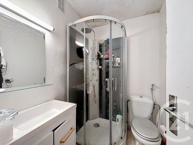 Appartement F5 à vendre - 5 pièces - 96.1 m2 - NANDY - 77 - ILE-DE-FRANCE - Century 21 Cerim