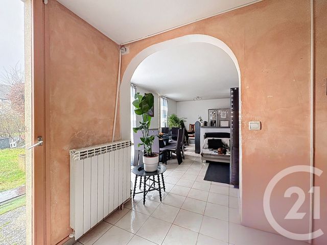 Appartement F5 à vendre - 5 pièces - 96.1 m2 - NANDY - 77 - ILE-DE-FRANCE - Century 21 Cerim