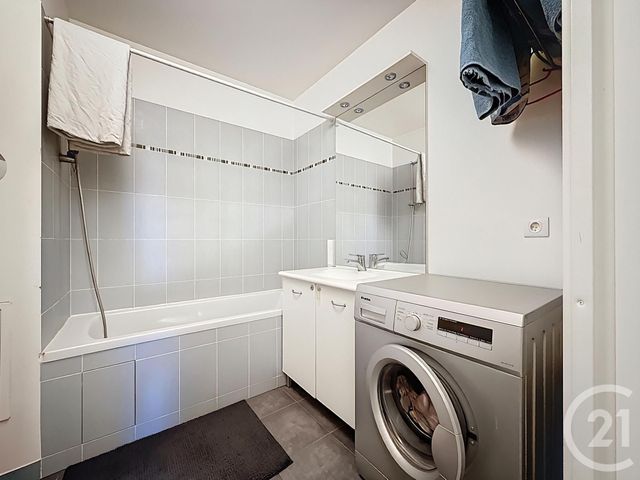 Appartement F3 à vendre - 3 pièces - 56.0 m2 - LIEUSAINT - 77 - ILE-DE-FRANCE - Century 21 Cerim