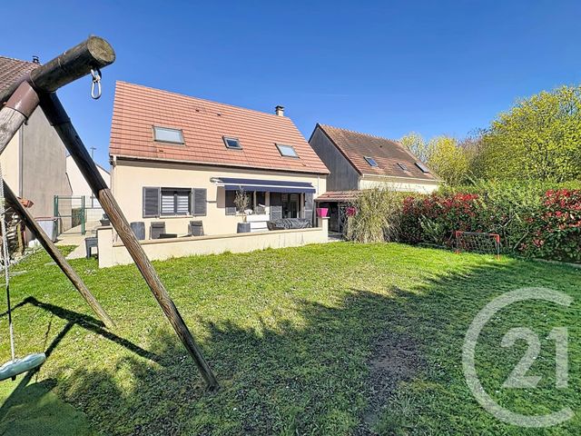 maison à vendre - 6 pièces - 102.22 m2 - SAVIGNY LE TEMPLE - 77 - ILE-DE-FRANCE - Century 21 Cerim