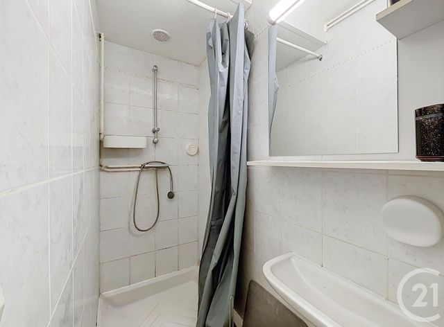 Appartement à vendre - 2 pièces - 30.0 m2 - LIEUSAINT - 77 - ILE-DE-FRANCE - Century 21 Cerim