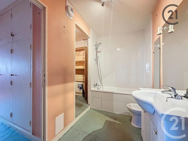 Appartement F5 à vendre - 5 pièces - 85.83 m2 - COMBS LA VILLE - 77 - ILE-DE-FRANCE - Century 21 Cerim