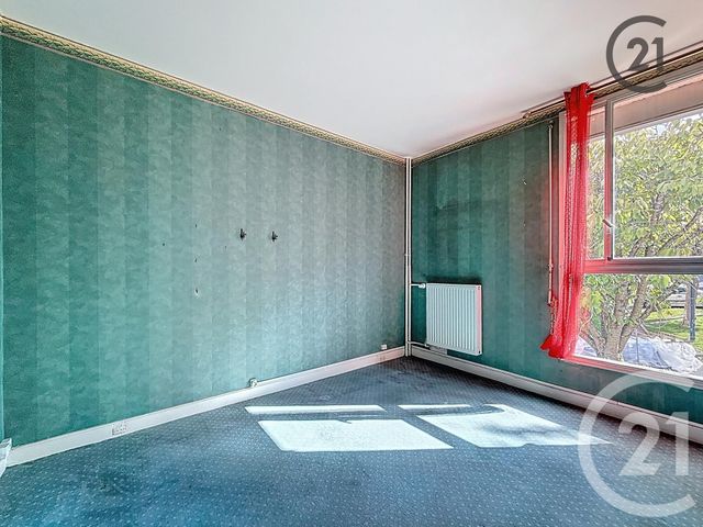 Appartement F5 à vendre - 5 pièces - 85.83 m2 - COMBS LA VILLE - 77 - ILE-DE-FRANCE - Century 21 Cerim