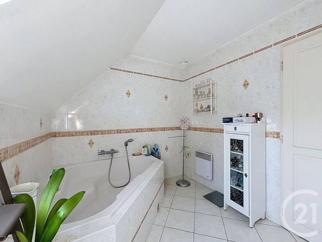 maison à vendre - 5 pièces - 103.77 m2 - COMBS LA VILLE - 77 - ILE-DE-FRANCE - Century 21 Cerim