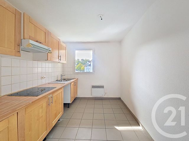 Appartement F3 à vendre - 3 pièces - 75.17 m2 - LIEUSAINT - 77 - ILE-DE-FRANCE - Century 21 Cerim