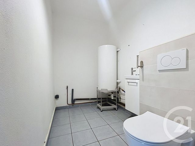 Appartement T2 à louer - 2 pièces - 48.56 m2 - MOISSY CRAMAYEL - 77 - ILE-DE-FRANCE - Century 21 Cerim