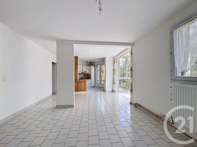 Appartement F2 bis à vendre - 2 pièces - 55.21 m2 - MOISSY CRAMAYEL - 77 - ILE-DE-FRANCE - Century 21 Cerim