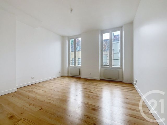 Appartement Studio à louer MELUN